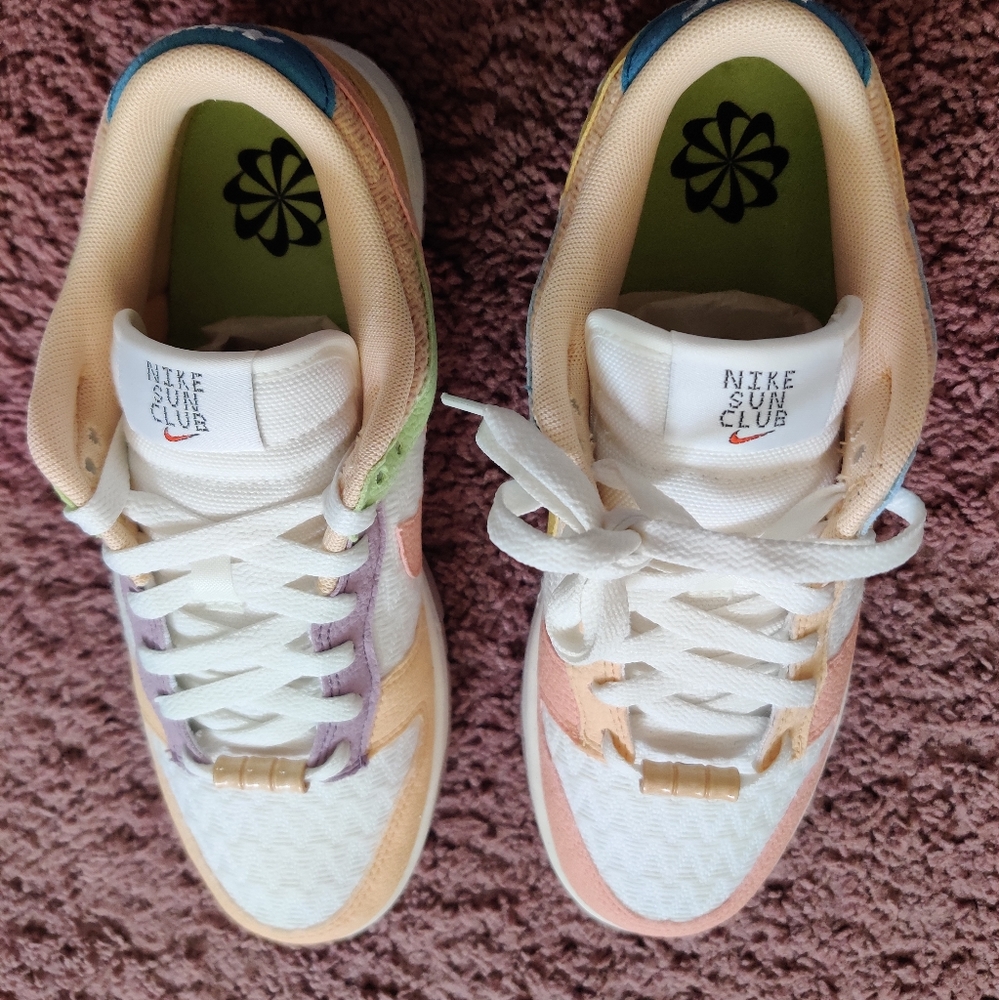 Nike Dunk Low SE